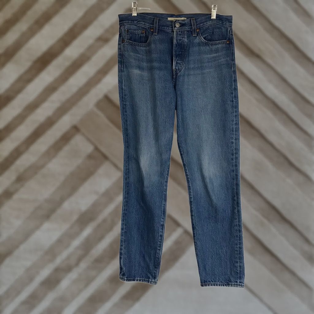 Levi's VINTAGE Levi's Wedgie Fit Straight Leg Jeans Women's 29 Blue Denim Size 29" - 1 Thumbnail