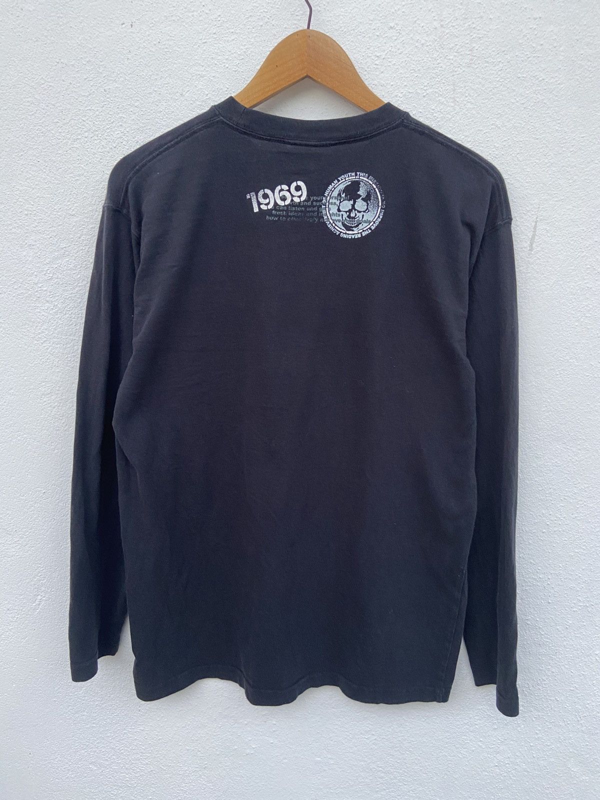 Skullcandy 🔥 Original Graphic skulls t shirt long sleeve Size US M / EU 48-50 / 2 - 4 Thumbnail