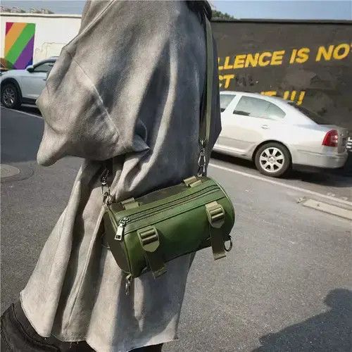Japanese Brand Unisex Messenger Pouch Street Hip Hop Bags Size ONE SIZE - 2 Thumbnail
