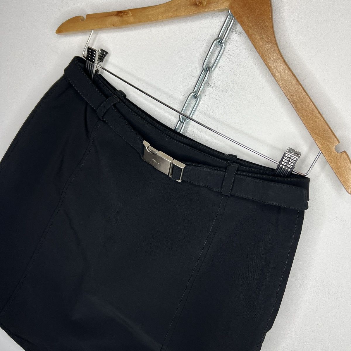 Prada Prada Black Nylon Belted Archive Mini Skirt Size 28" / US 6 / IT 42 - 5 Thumbnail