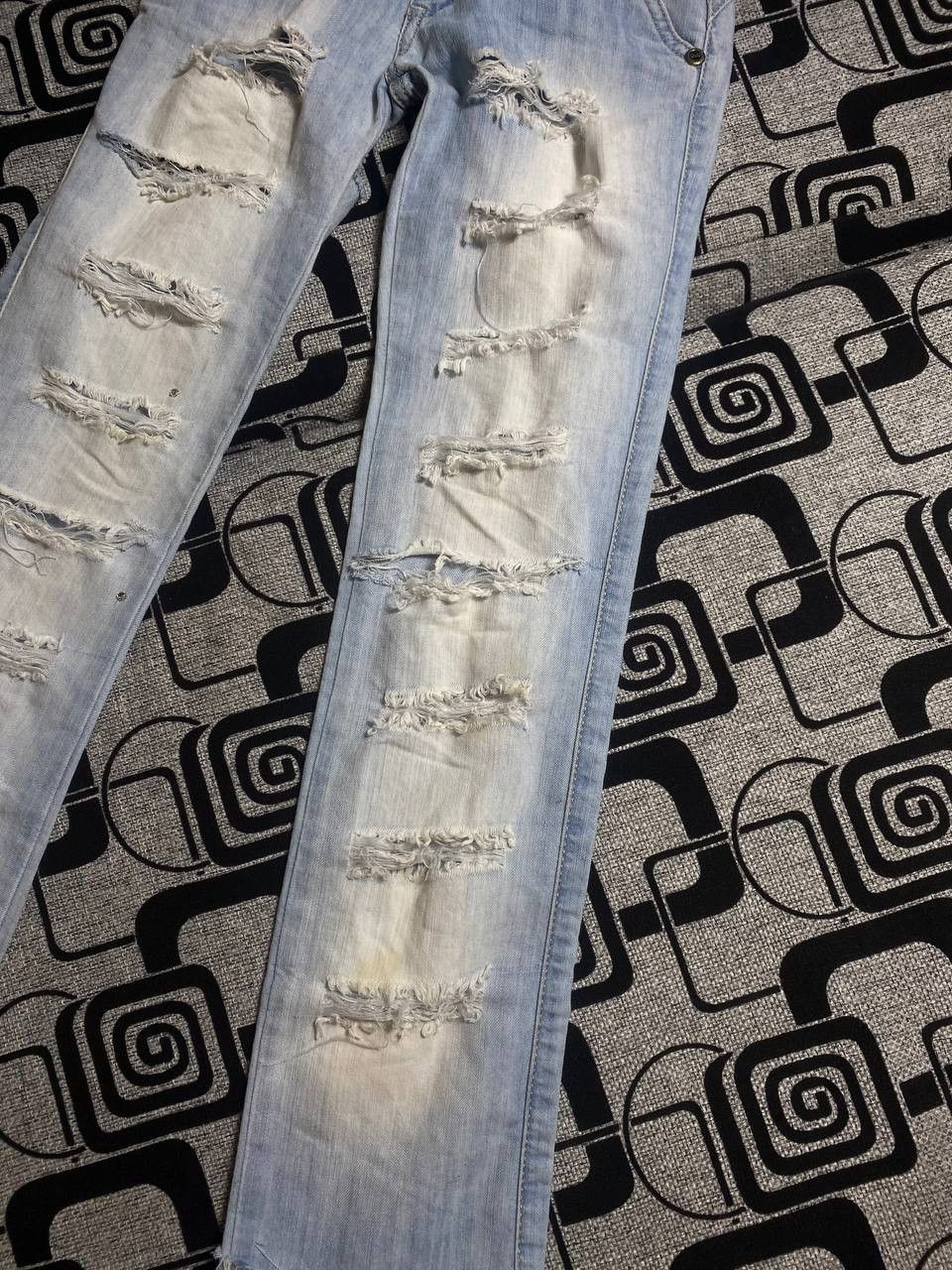 Japanese Brand Crazy Crash Dirty Baggy Faded Jean Japan Avant Garde Style Size US 28 / EU 44 - 11 Thumbnail