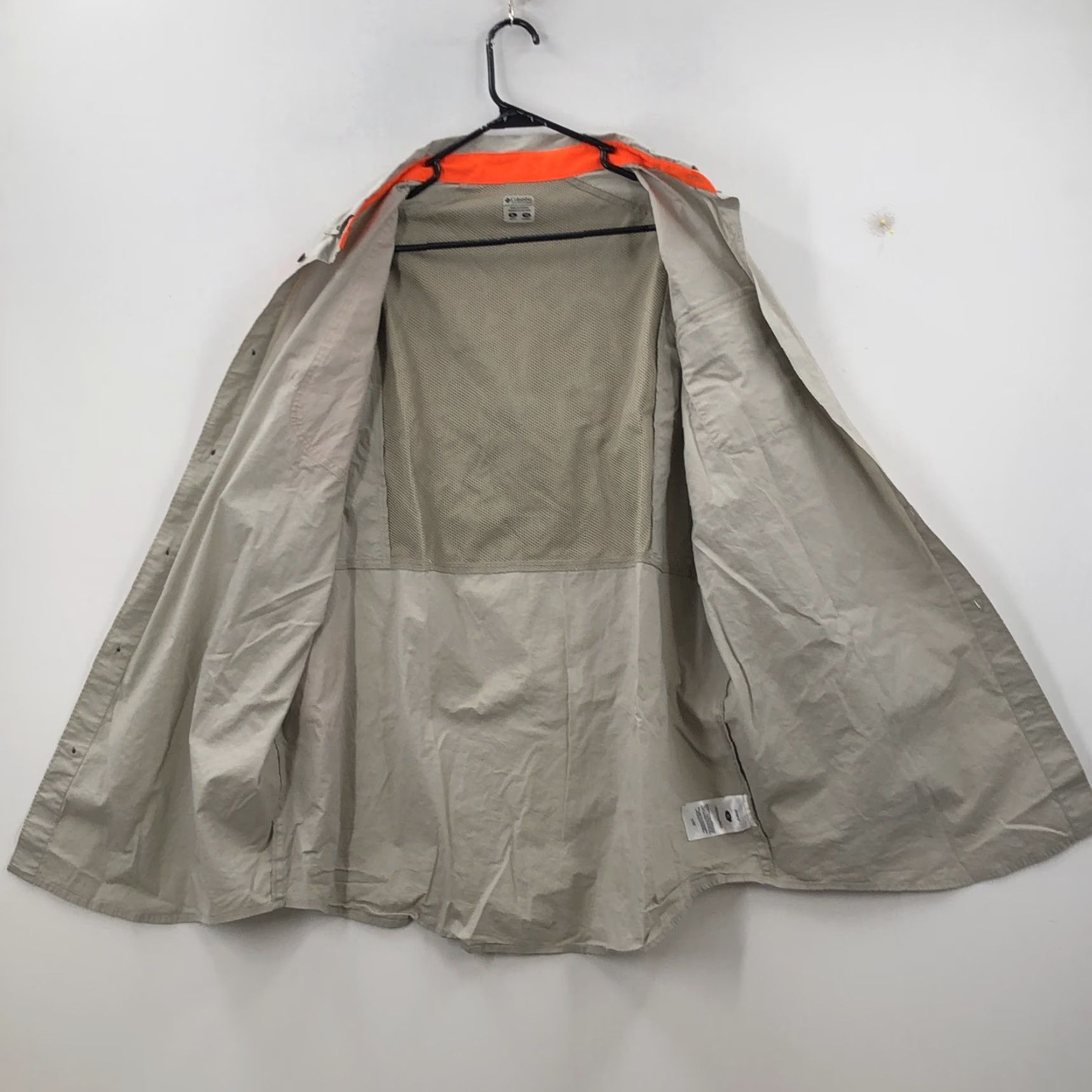 Vintage VINTAGE Columbia Mens Orange Gray Long Sleeve Pockets Collared Shooting Shirt Size XL Size US XL / EU 56 / 4 - 5 Thumbnail