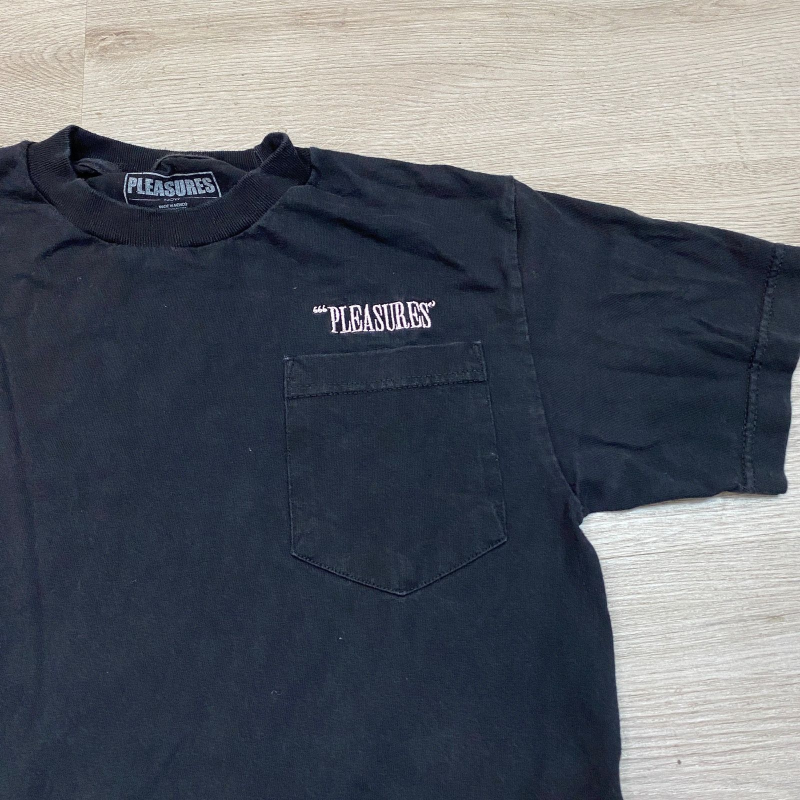 Pleasures Pleasures Embroidered Pocket Shirt Men's Small Minimalist Size US S / EU 44-46 / 1 - 2 Thumbnail