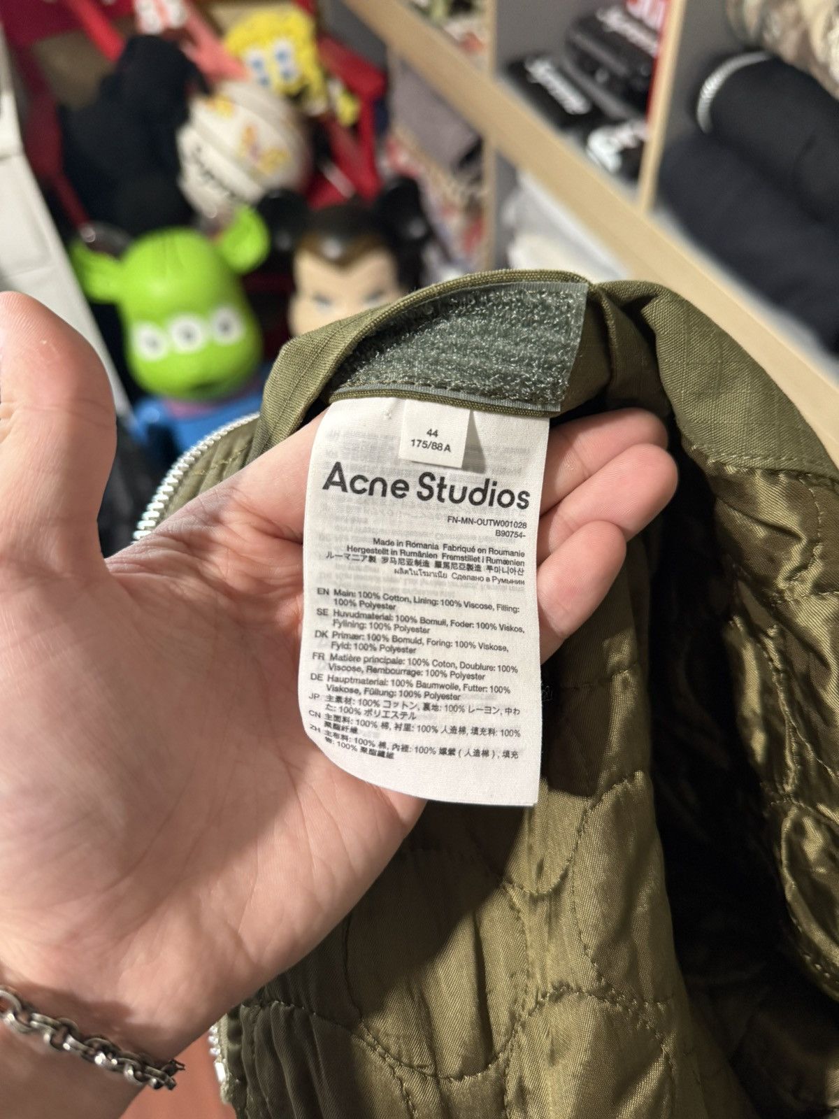 Acne Studios Acne Studios Quilted Hooded Bomber Jacket Olive Size US M / EU 48-50 / 2 - 4 Thumbnail