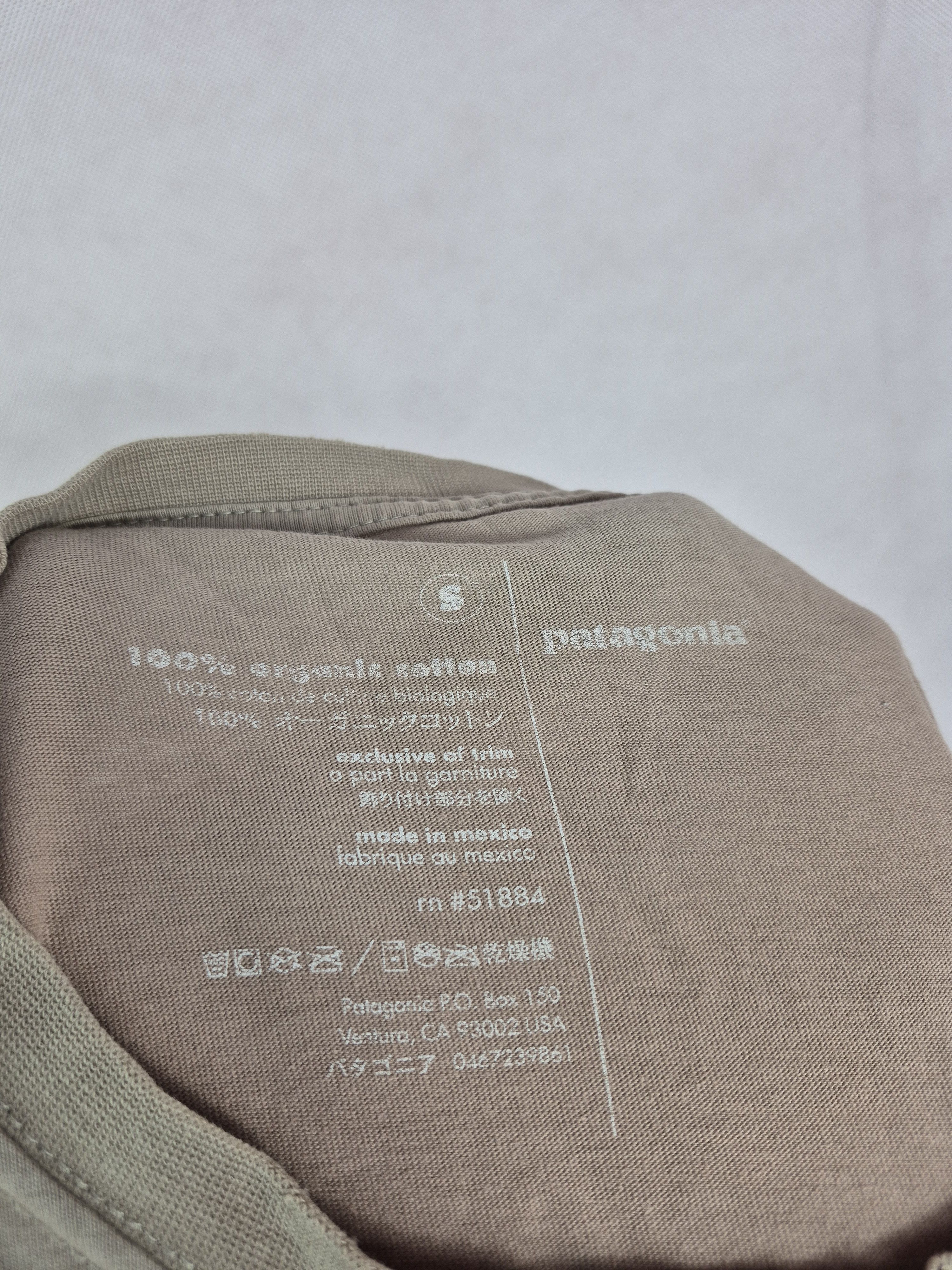 Patagonia 🔥 Patagonia Big Logo Backhit Tee Size US S / EU 44-46 / 1 - 11 Thumbnail