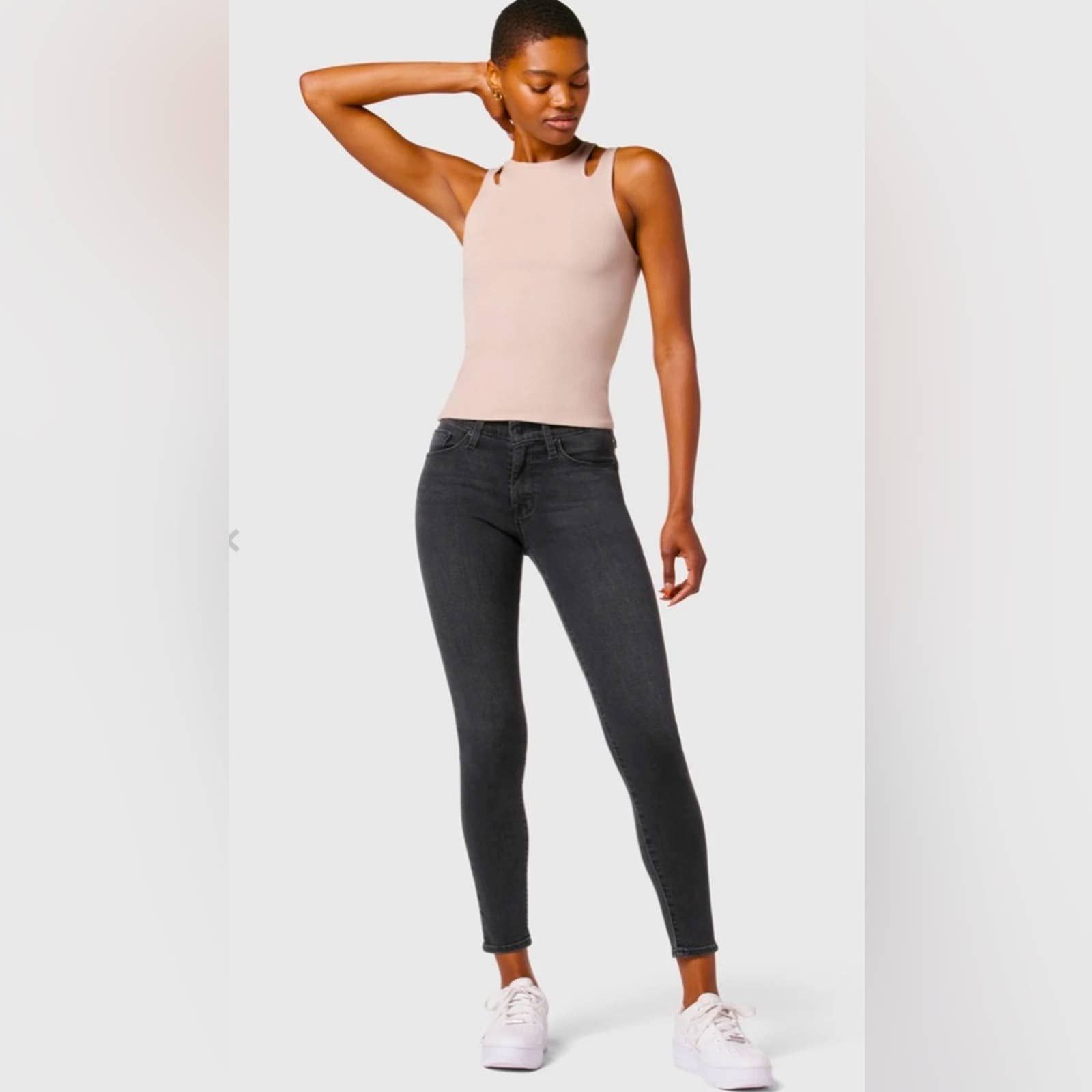 Hudson Women's Nico Mid Rise Super Skinny Ankle Jeans – Raw Hem Style