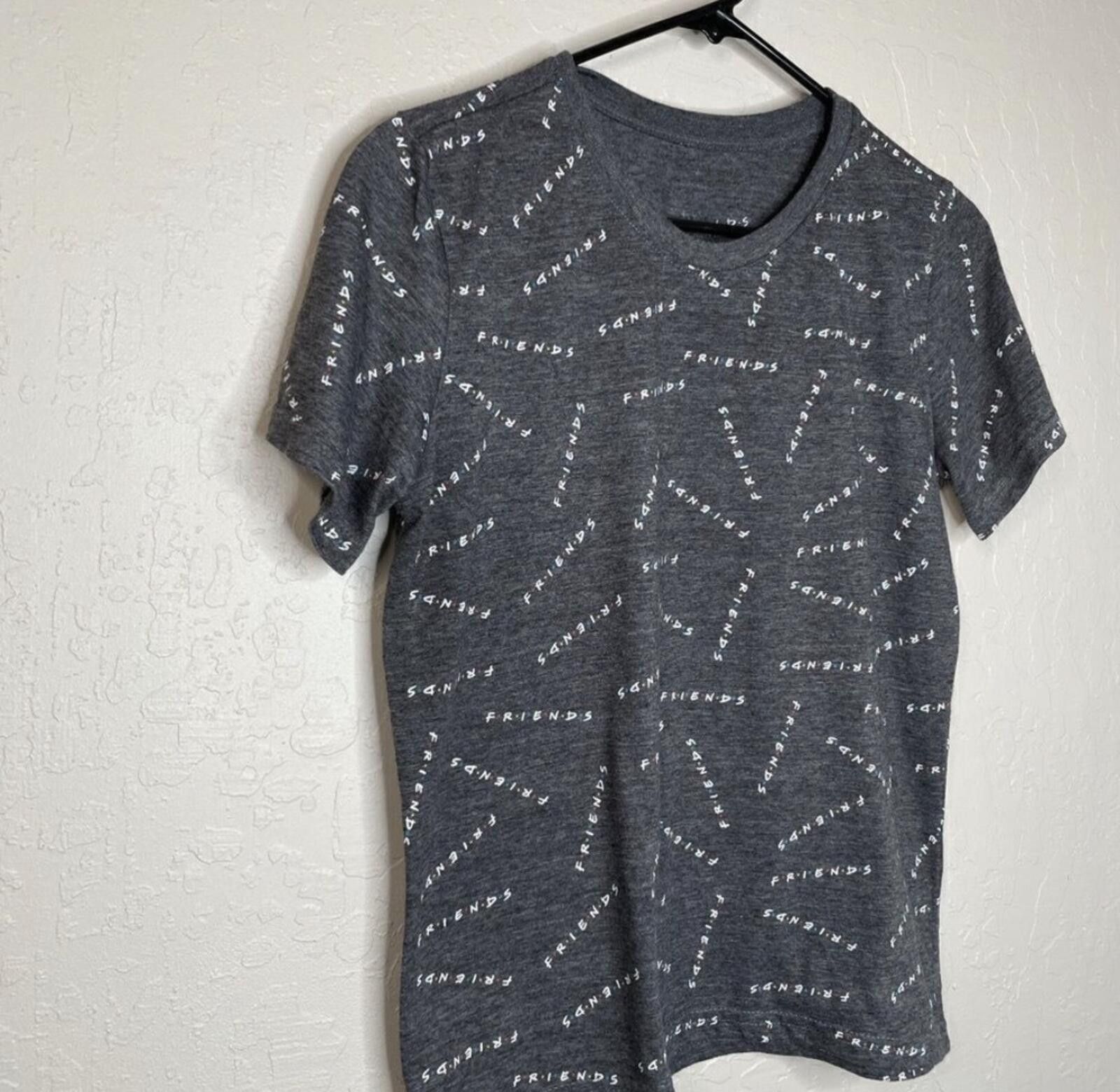 Amongst Friends Friends T Shirt Size M / US 6-8 / IT 42-44 - 1 Thumbnail