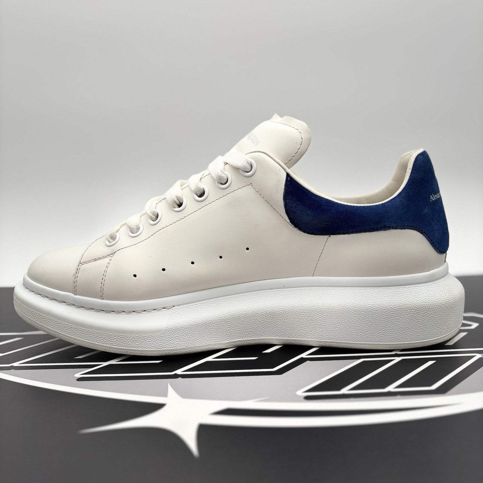 Alexander McQueen Alexander McQueen Oversized ' White, Blue ' | GREAT COND! Size US 12 / EU 45 - 4 Thumbnail