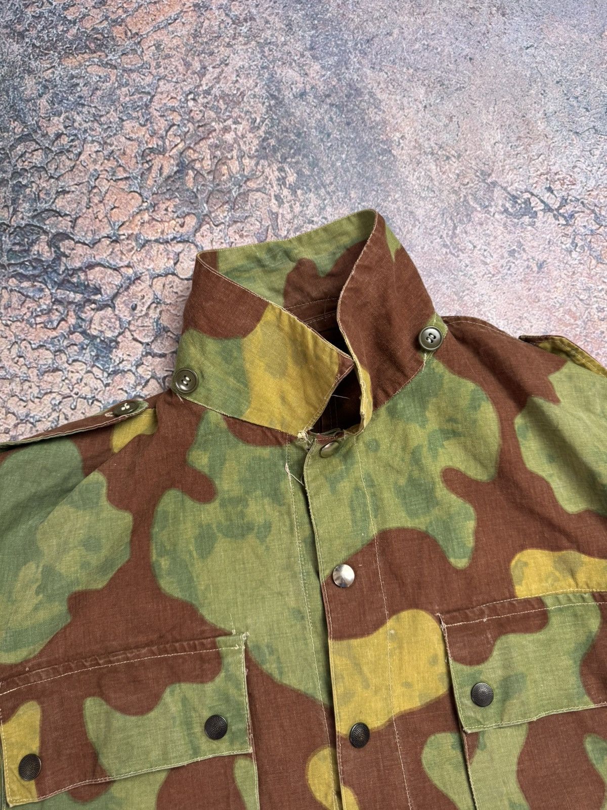 Vintage 1968 Italian Army San Marco M29 Paratrooper Camo Jacket Size US M / EU 48-50 / 2 - 14 Thumbnail