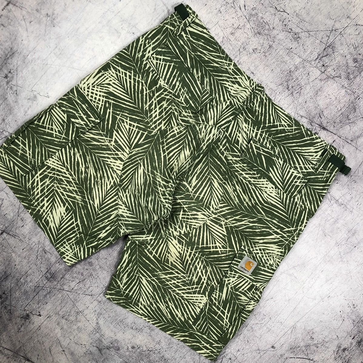 Carhartt Carhartt Aviation Cargo Shorts Realtree Tropical Size US 34 / EU 50 - 1 Thumbnail