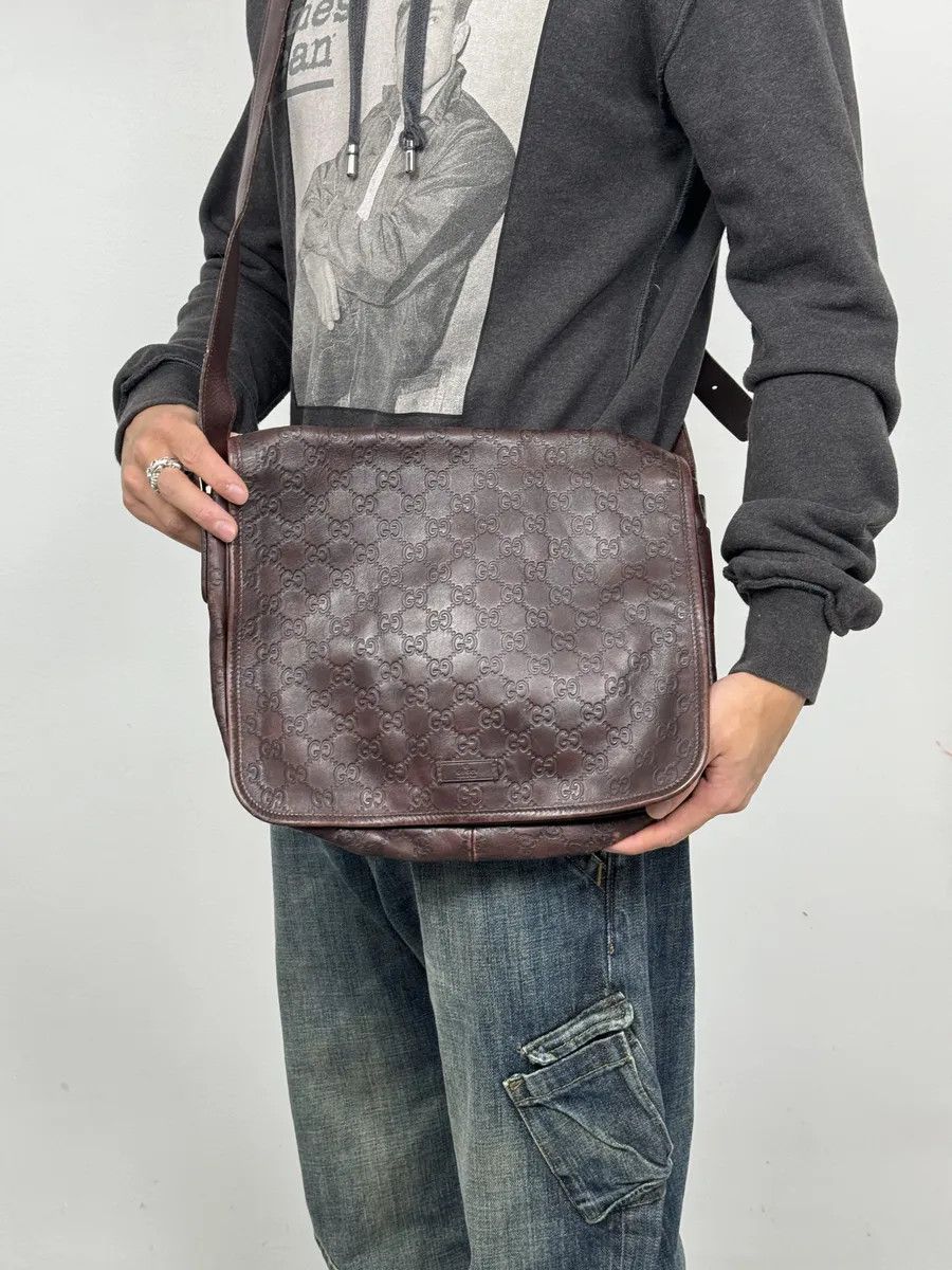 Gucci 2000s Gucci Monogramm G Brown Leather Shoulder Bag Size ONE SIZE - 1 Thumbnail