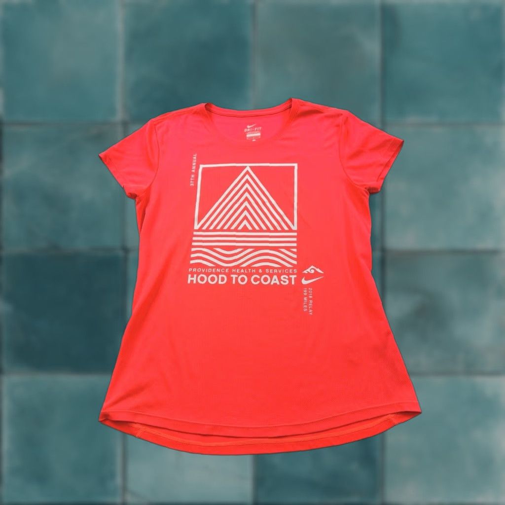 Nike VINTAGE Nike Shirt Women’s Medium Orange Short Sleeve Hood To Coast Relay 2018 Size M / US 6-8 / IT 42-44 - 1 Thumbnail