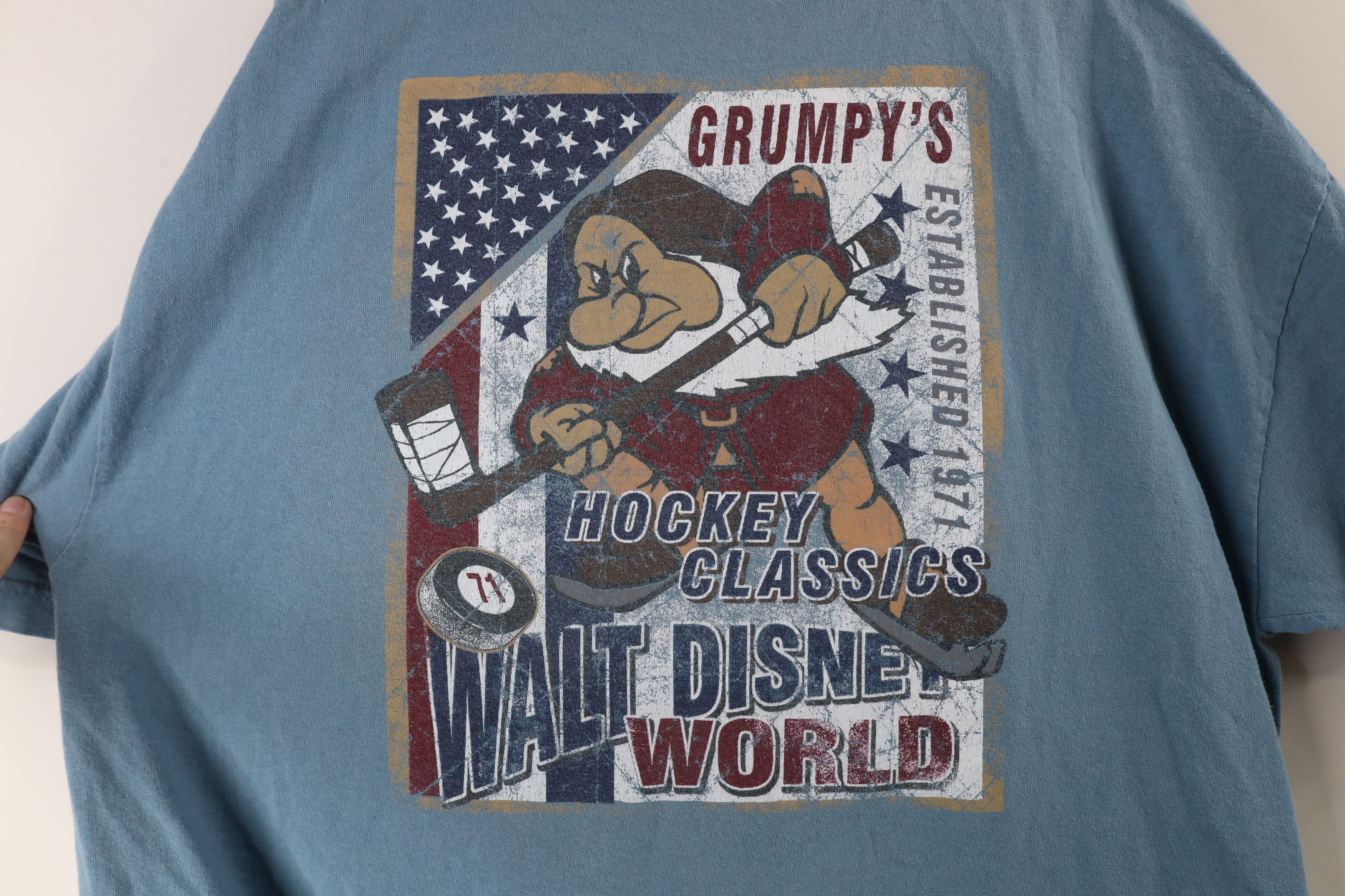 Disney × Vintage Vintage 90s Disney White Grumpy Dwarf Hockey T-Shirt Blue Size US XL / EU 56 / 4 - 8 Thumbnail