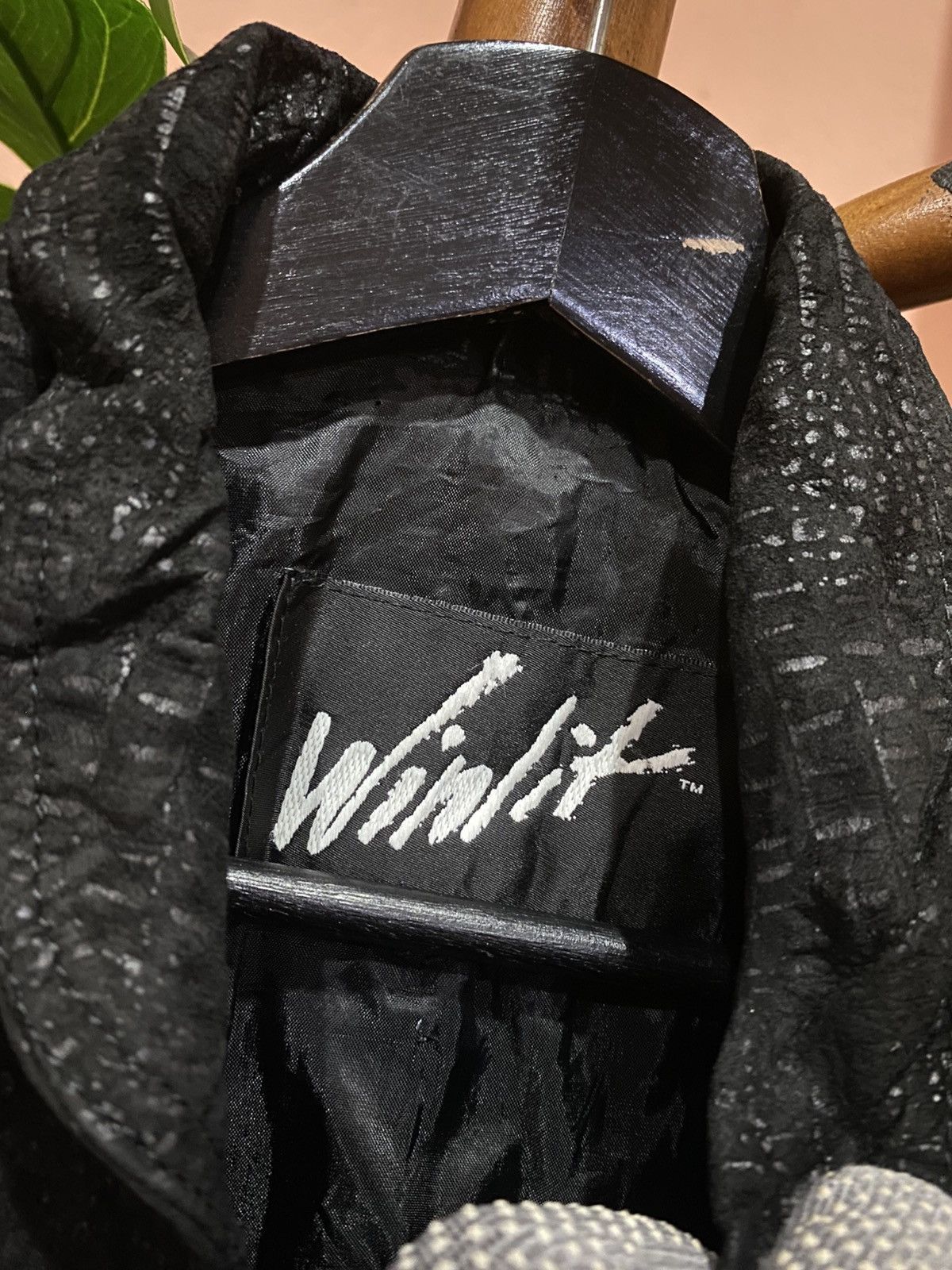 Other Vintage Winlit Genuine Leather Black Embossed Pattern Jacket Size US M / EU 48-50 / 2 - 8 Thumbnail