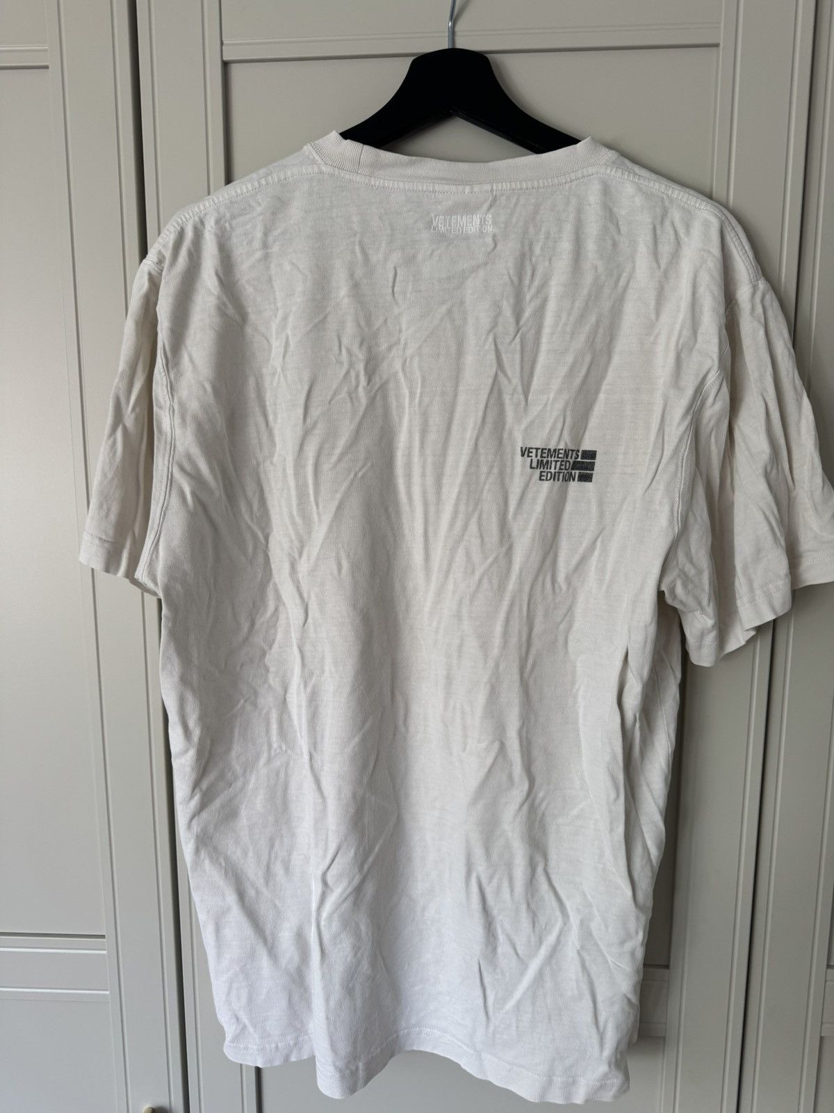 Vetements Vetements Limited Edition Tee Size US XL / EU 56 / 4 - 2 Thumbnail
