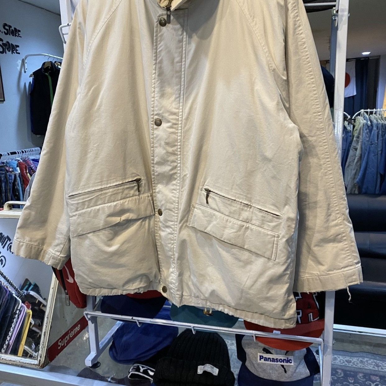 Burberry Vintage Burberry Multi-Pocket Field Jacket Beige Men’s M Size US M / EU 48-50 / 2 - 5 Thumbnail