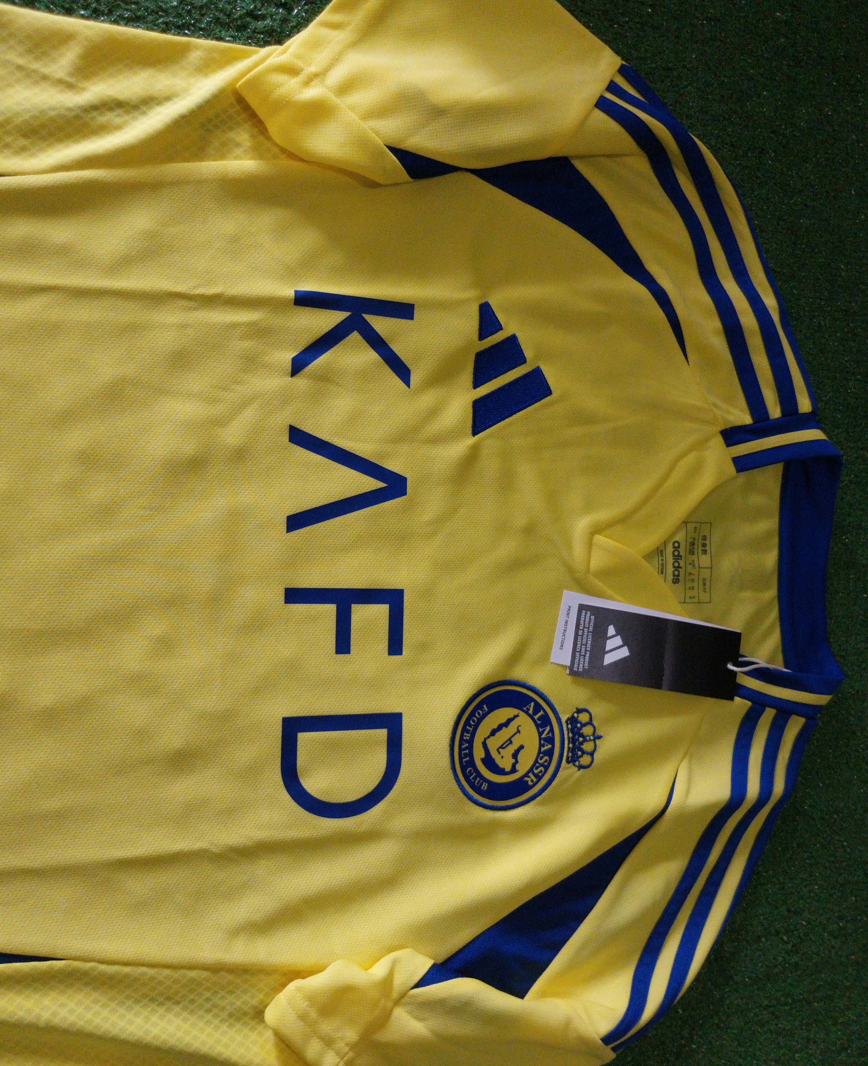 Adidas Al Nassr home 2024/2025 cristiano ronaldo jersey football Size US L / EU 52-54 / 3 - 3 Thumbnail