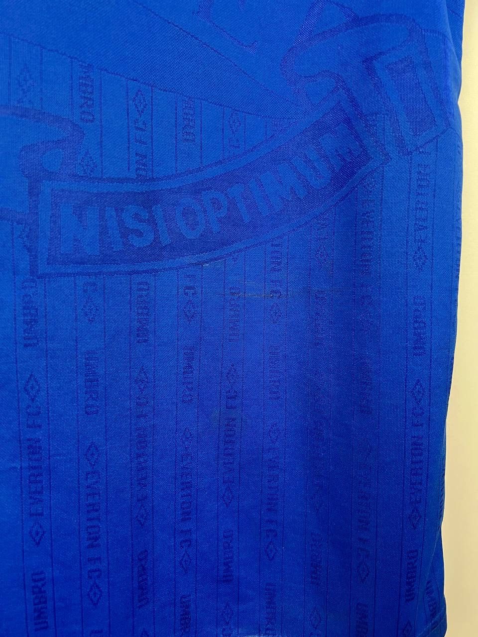 Vintage Everton Umbro vintage t-shirts size L Size US L / EU 52-54 / 3 - 7 Thumbnail