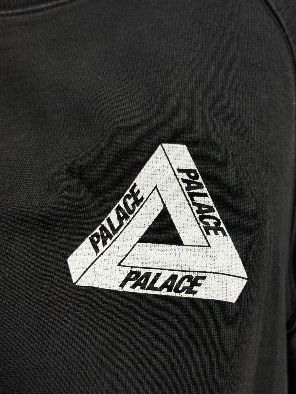 Palace 2016 Palace Tri-Ferg Italia Crewneck Sweatshirt Size US L / EU 52-54 / 3 - 4 Thumbnail