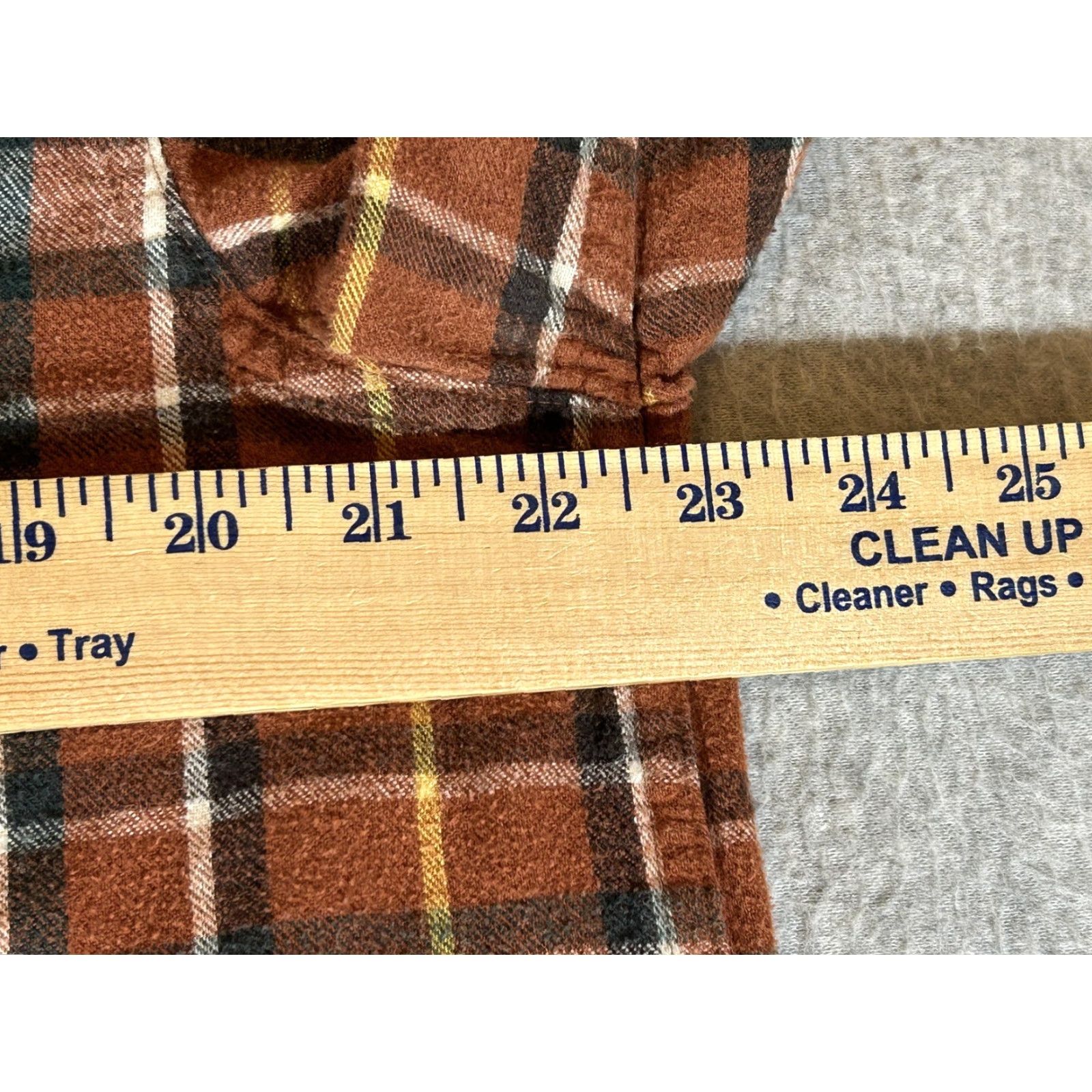 Vintage VINTAGE LL Bean Flannel Shirt Men M Brown Plaid Button Long Sleeve Workwear Outdoor Size US M / EU 48-50 / 2 - 5 Thumbnail
