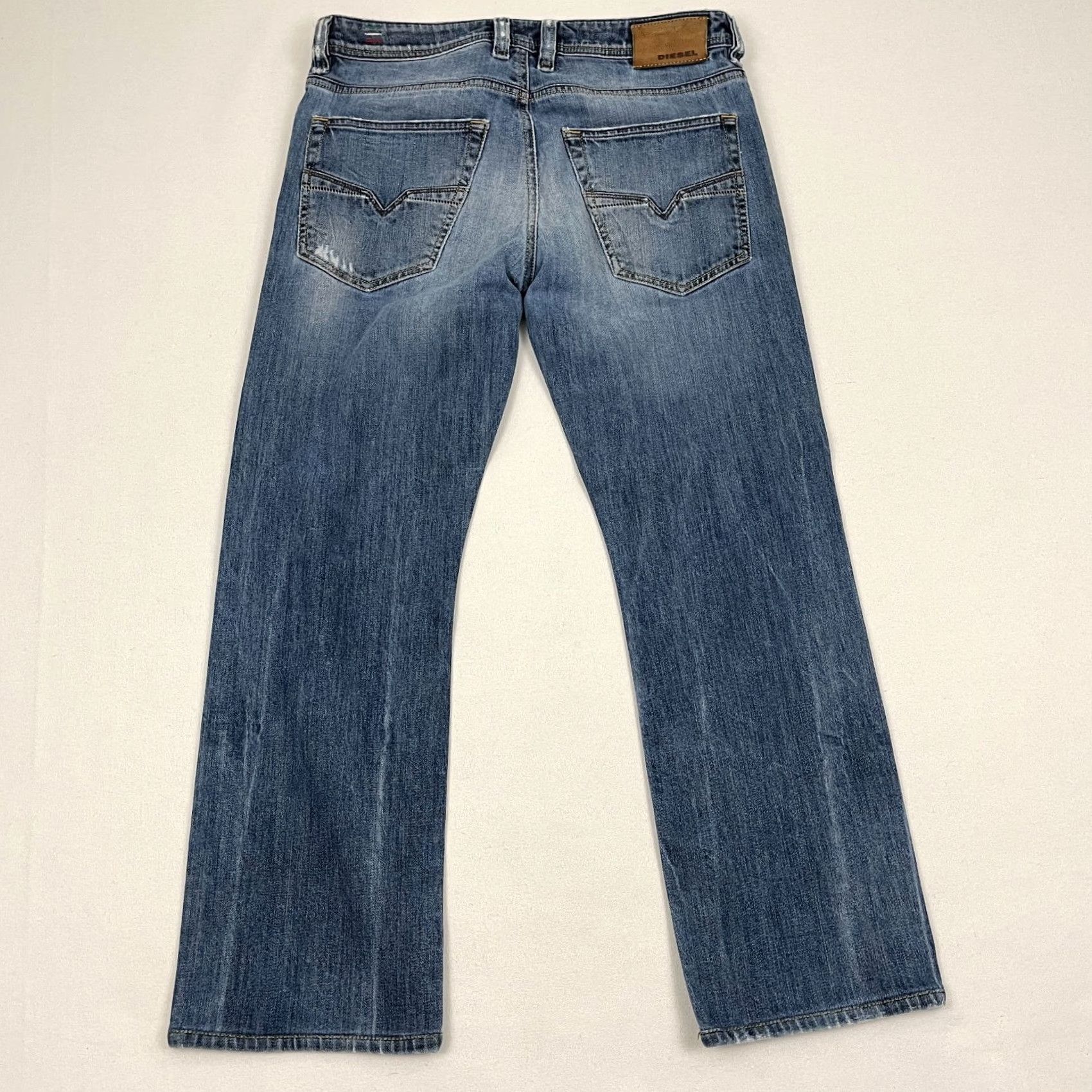 Diesel Diesel Larkee Jeans Mens 32 x 27 Relaxed Straight Stretch Denim Blue 5-Pocket Zipper Button Distressed Comfort Retro Grunge Y2K Classic Jeans Mens Size US 32 / EU 48 - 3 Thumbnail