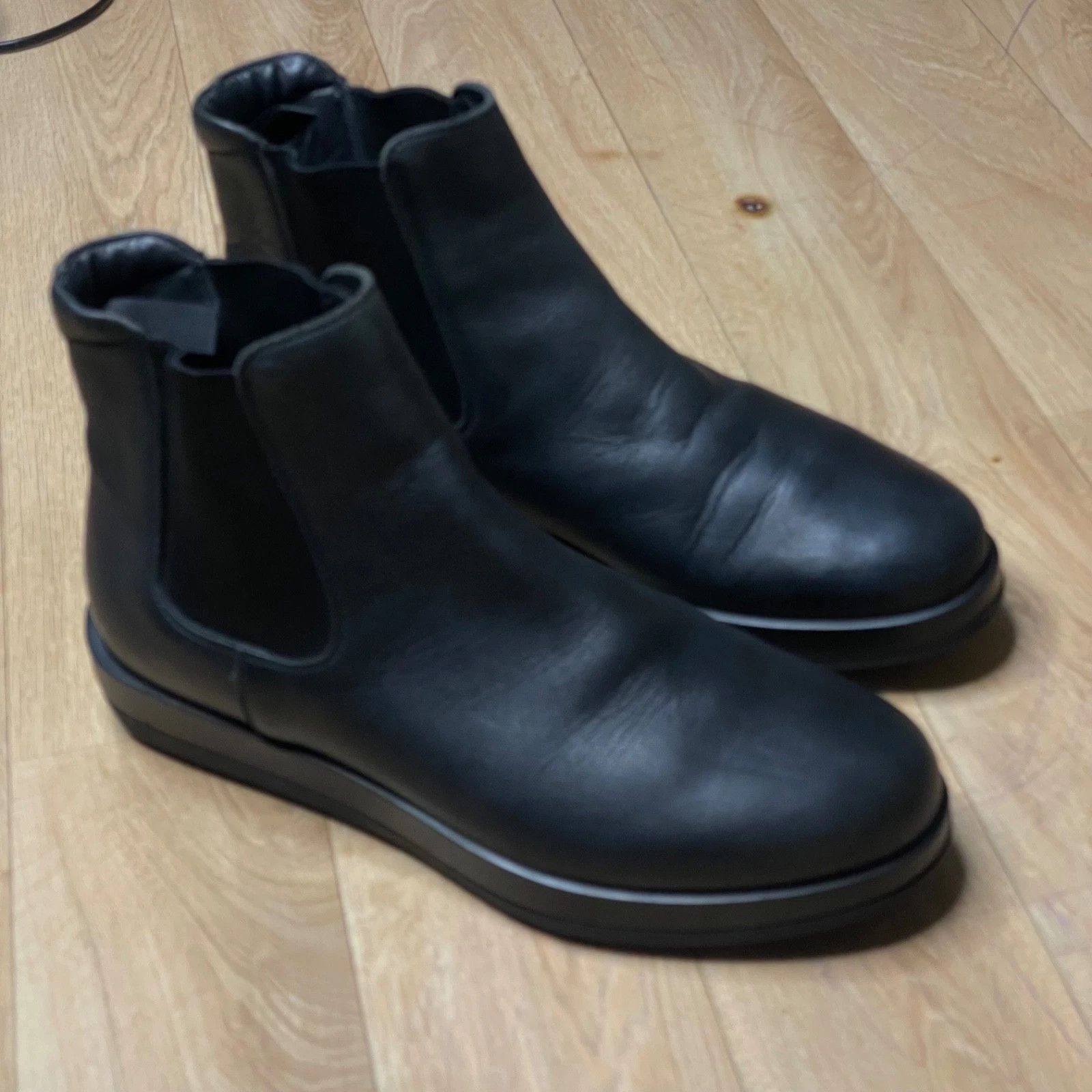Prada Prada Men’s Black Leather Chelsea Ankle Boots Slip-On Size US 9.5 / EU 42-43 - 2 Thumbnail