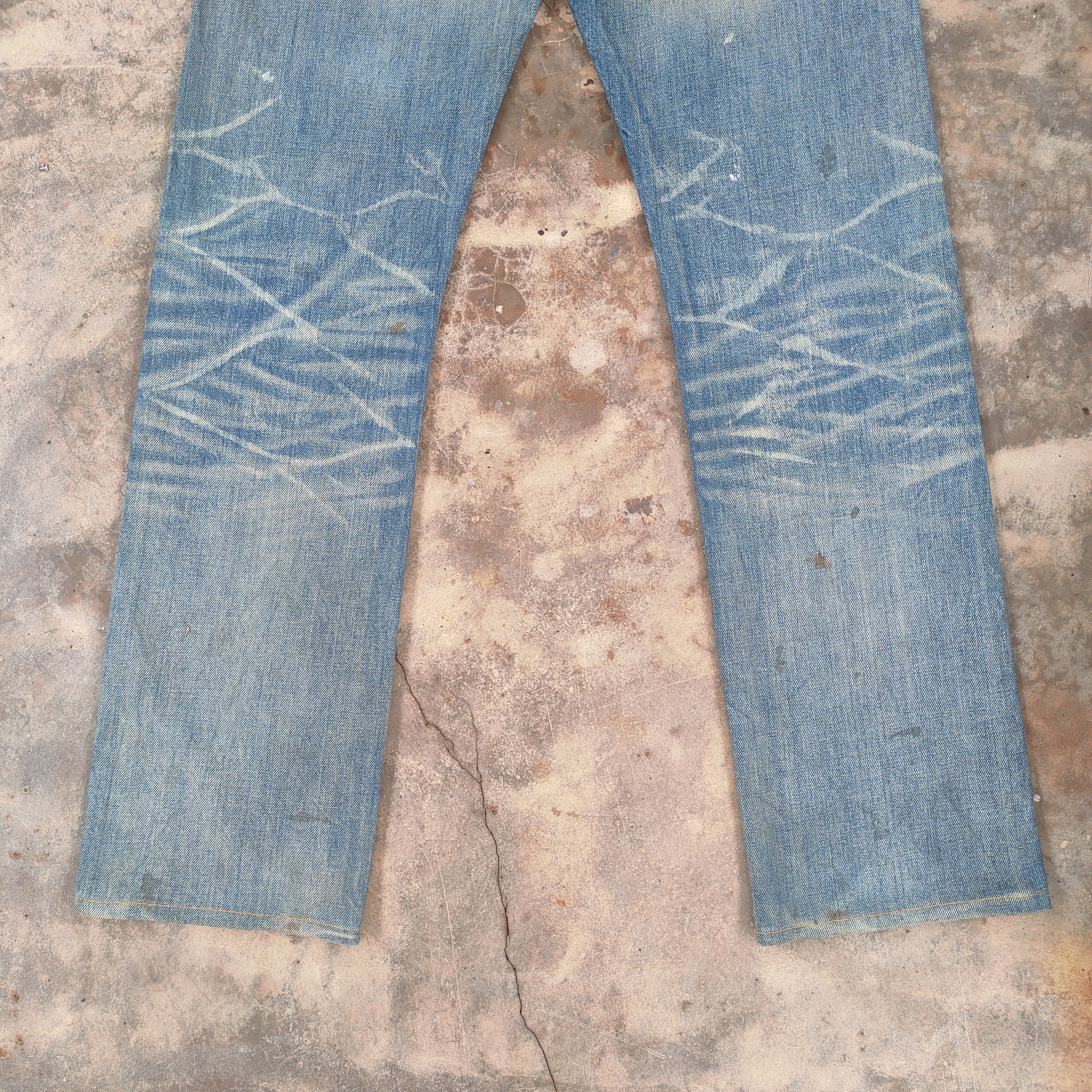 Levi's W29 VINTAGE LEVI'S 501 RUSTY FADED RIPPED JEANS DENIM PANTS Size US 29 - 12 Thumbnail