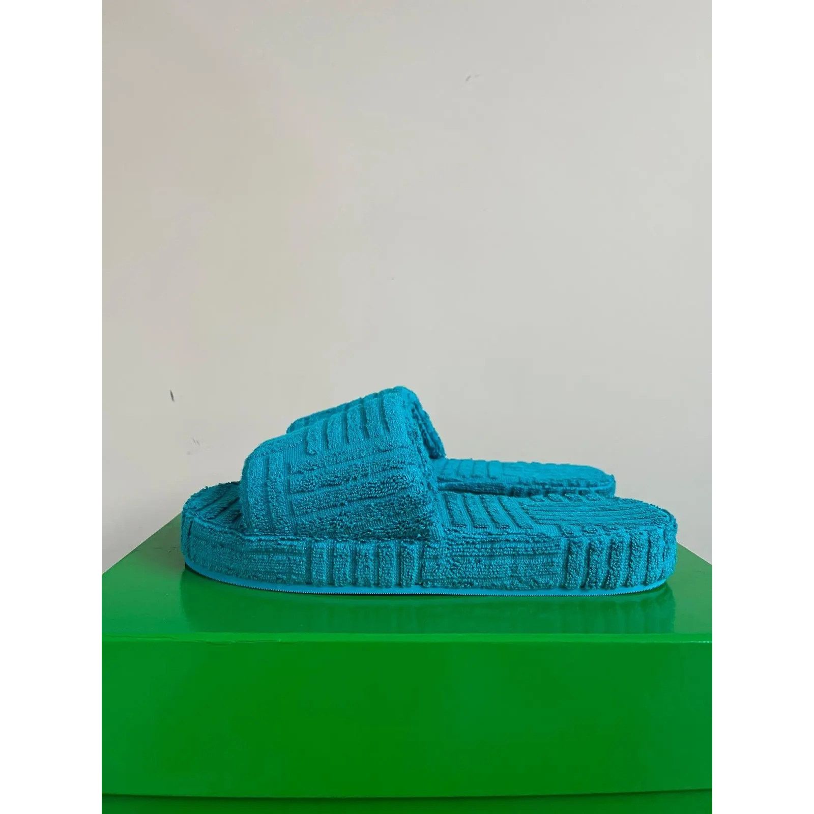 Bottega Veneta o1rshd1 Resort Sandal in Blaster Size US 8 / EU 41 - 2 Thumbnail