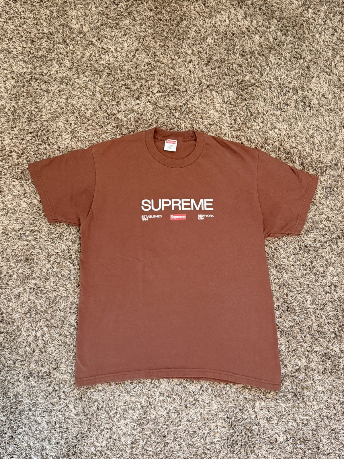 Supreme supreme est. 1994 tee Size US M / EU 48-50 / 2 - 1 Thumbnail