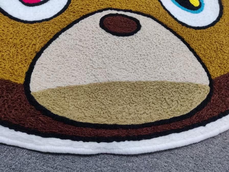 Japanese Brand Custom Graduation Bear Head Wool Thread Carpet W/O Size ONE SIZE - 4 Thumbnail