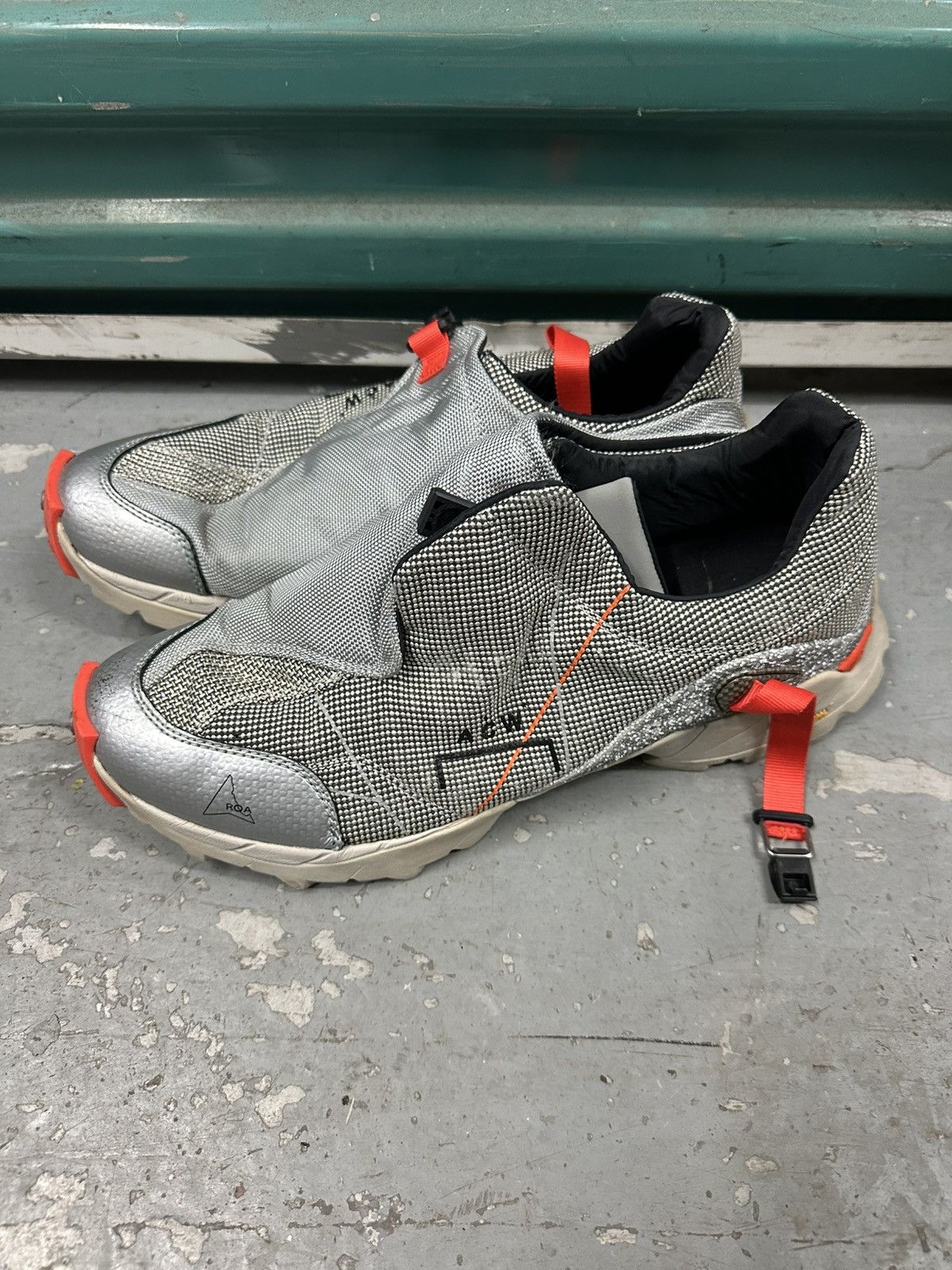 A-COLD-WALL* × ROA ROA x A Cold Wall Minaar Hiking Grey Size US 12 / EU 45 - 2 Thumbnail