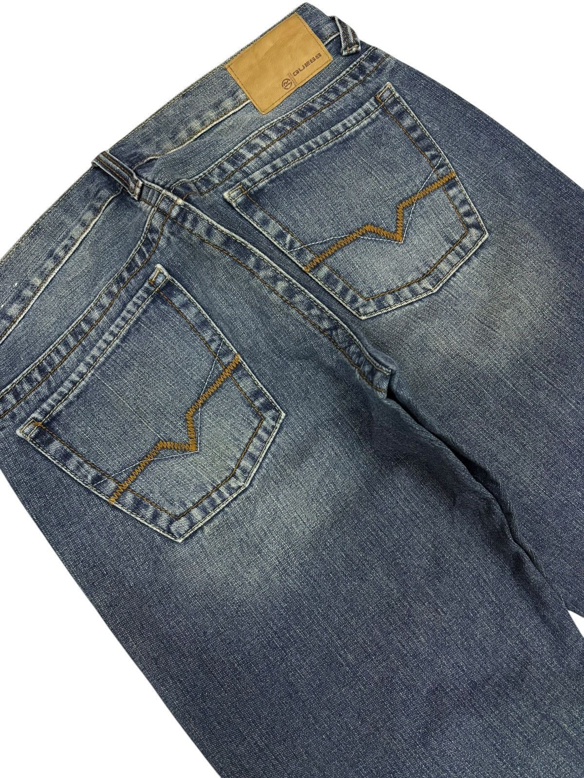 Guess × Vintage Vintage Guess Faded Rebel Straight Jeans Size US 32 / EU 48 - 5 Thumbnail