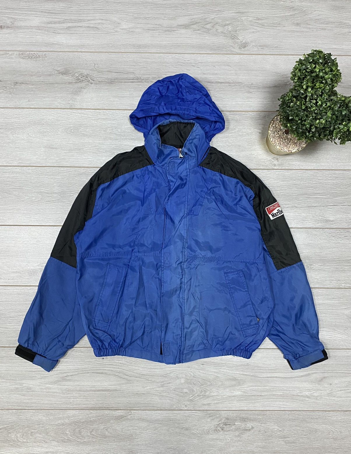 Marlboro Marlboro vintage bomber racing jacket Vodafone Honda f1 Size US L / EU 52-54 / 3 - 3 Thumbnail