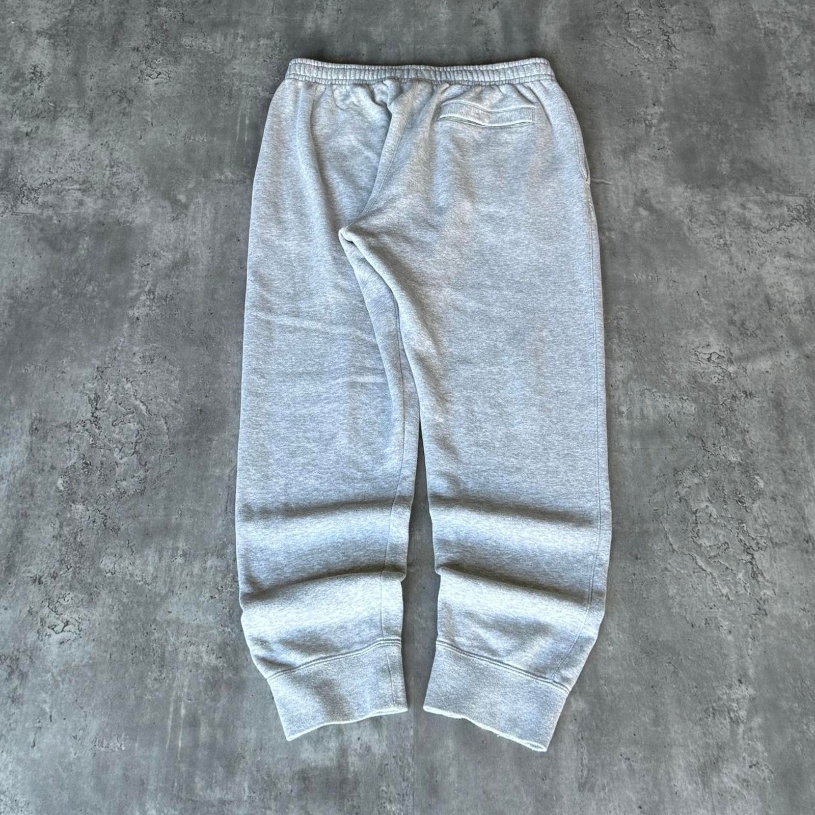 Nike × Nike ACG × Vintage Vintage Y2K Nike Grey & White Embroidered Tech Sweatpants Size US 34 / EU 50 - 2 Thumbnail
