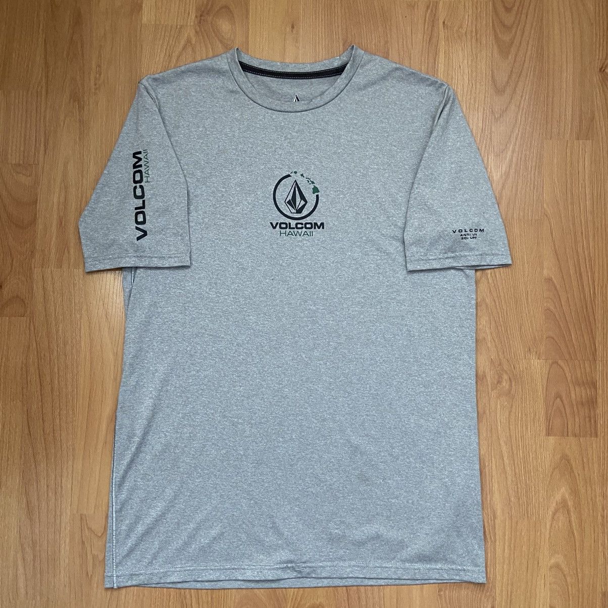 Volcom Volcom Hawaii Anti UV 30+ UPF Surfer Rash Guard Men’s Small Size US S / EU 44-46 / 1 - 1 Thumbnail