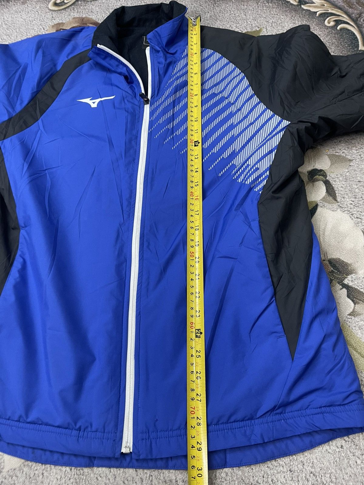 Mizuno Vintage Mizuno Light Jacket Sportwear Size US L / EU 52-54 / 3 - 8 Thumbnail