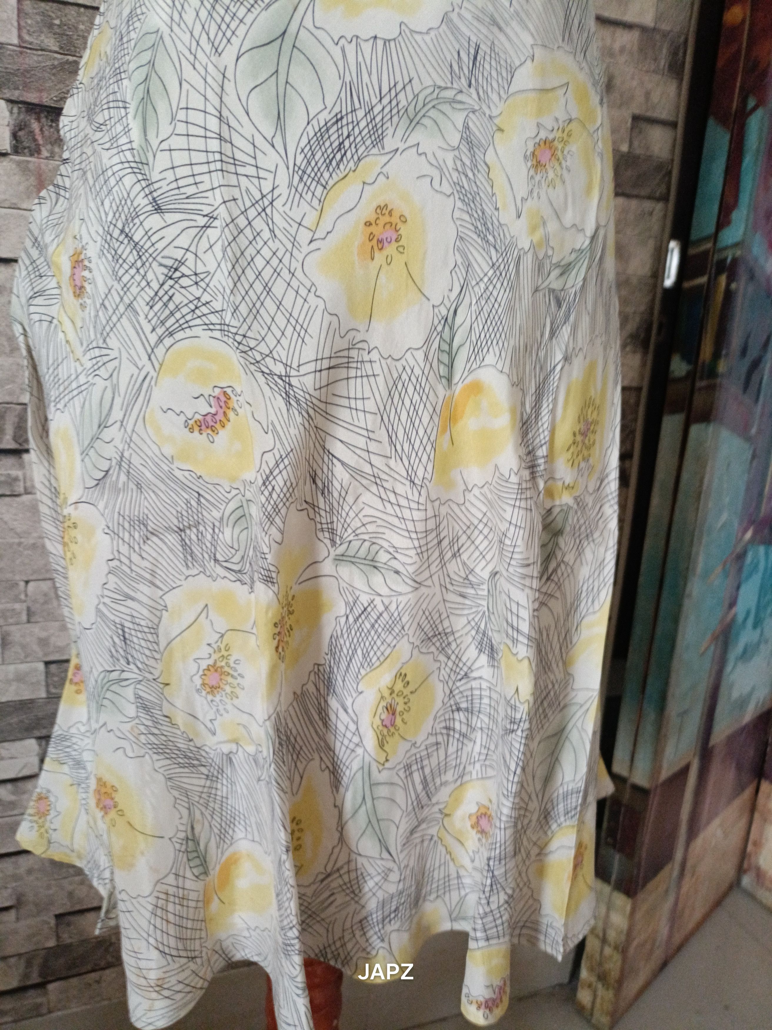 MAX&Co. Max & co silk floral casual summer midi dress Size S / US 4 / IT 40 - 4 Thumbnail