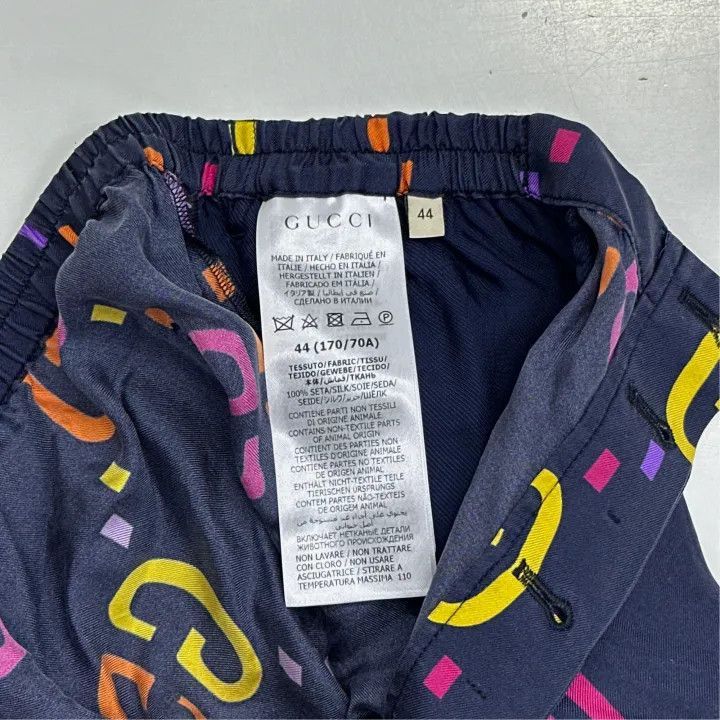 Gucci Gucci Gucci FW23 Logo Print Casual Shorts -2506 Size US 44 / EU 60 - 2 Thumbnail