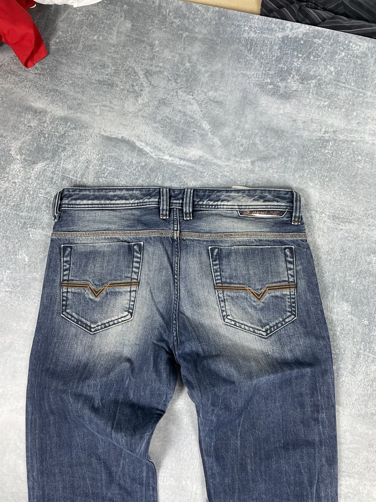 Diesel Crazy baggy Diesel Safado faded denim jeans Size US 33 - 3 Thumbnail