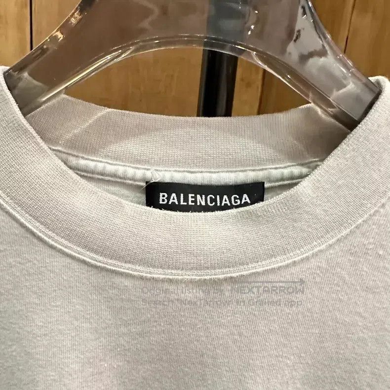 Balenciaga Balenciaga Gray Flame Spray Painted Distressed Short Sleev Size US S / EU 44-46 / 1 - 3 Thumbnail
