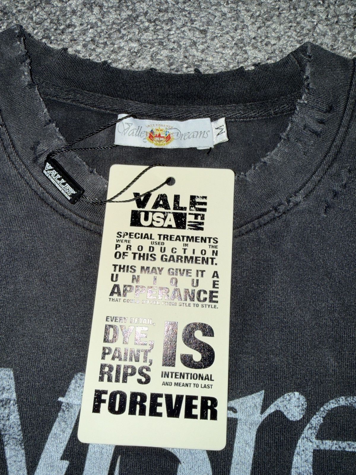 Vale Vale - Valley Dreams - Psychopath Tee - Medium - BNWT Size US M / EU 48-50 / 2 - 3 Thumbnail
