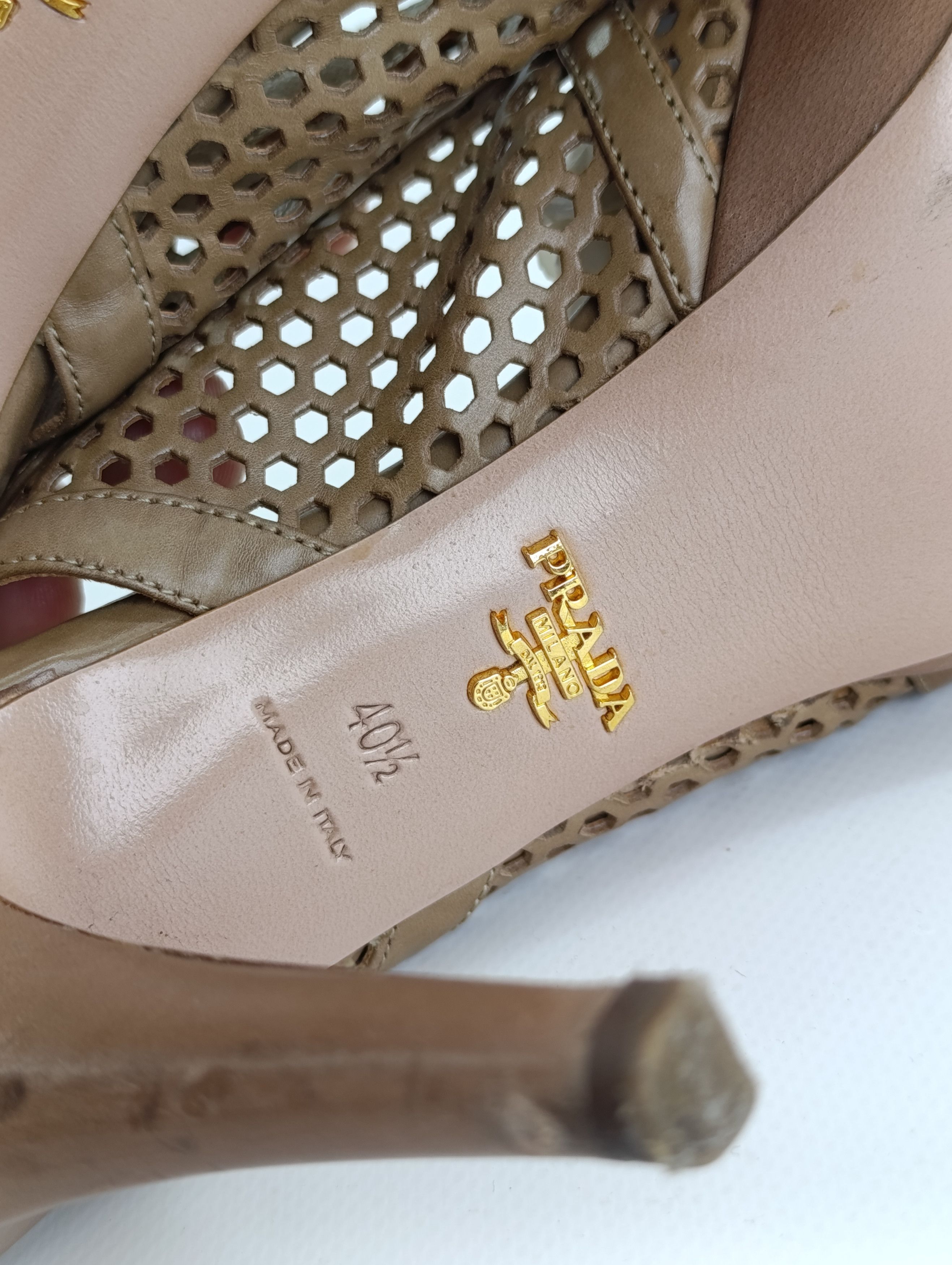 Prada PRADA TORTILLA LEATHER LASER CUT SLINGBACK SANDALS Size US 10.5 / IT 40.5 - 22 Thumbnail