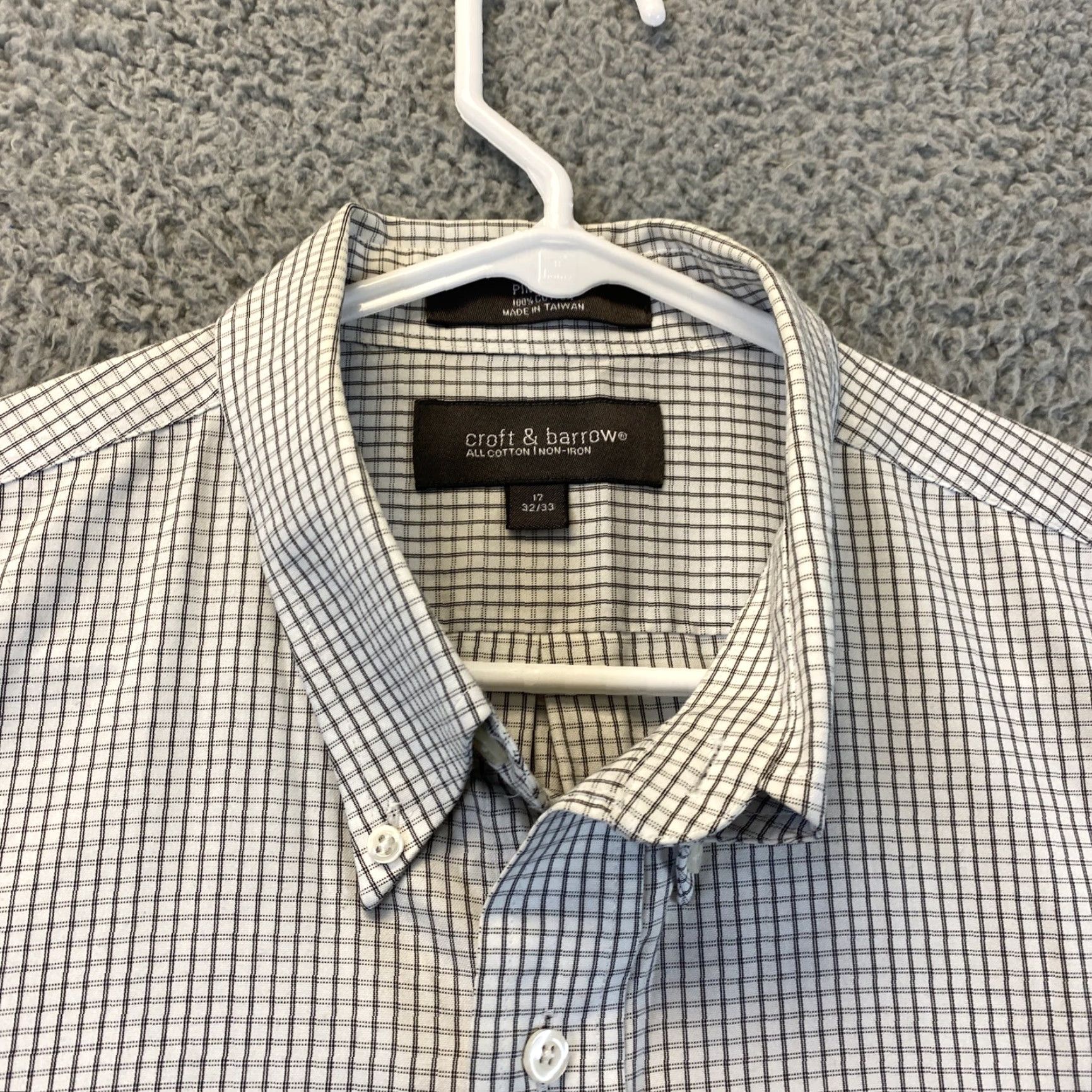 Croft & Barrow Croft & Barrow Dress Shirt Mens 17 32/33 Gray Checkered Easy Care Classic /72-18 Blue Multicolor 32/33 Sleeve Men Size 46R - 3 Thumbnail