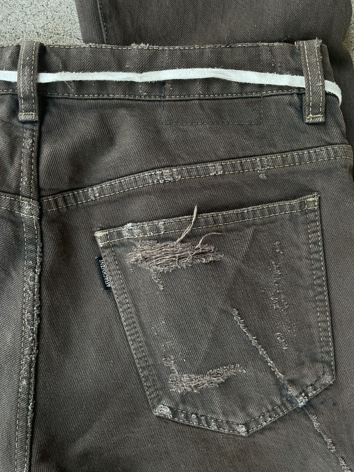 Attachment × Kazuyuki Kumagai Attachment Attachment j cut jeans Size US 32 / EU 48 - 7 Thumbnail