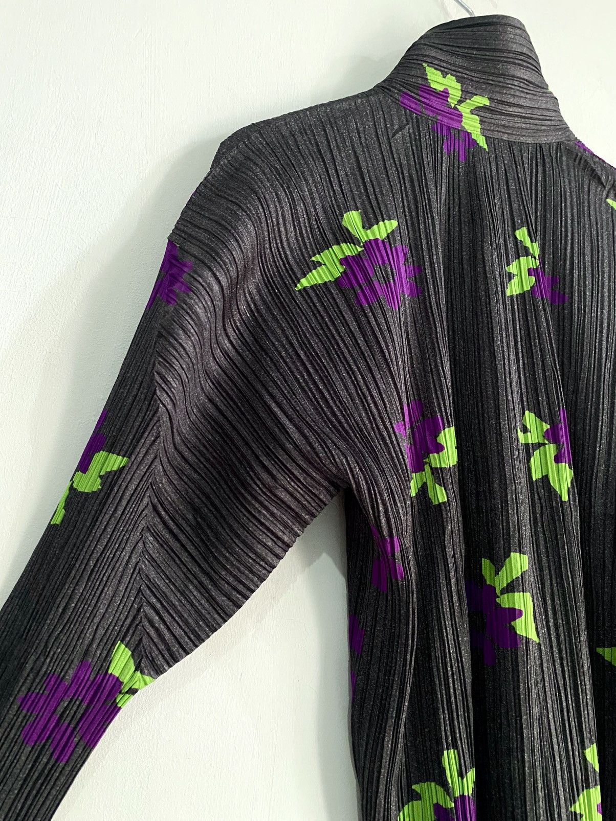 Pleats Please Issey Miyake Pleats Please Pleated Issey Miyake L/S Shirt Cardigan Flower Size M / US 6-8 / IT 42-44 - 12 Thumbnail