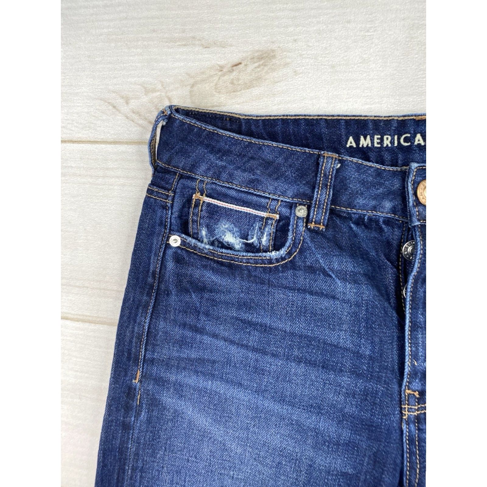American Eagle Outfitters American Eagle Jeans Womens Capri 4R Blue Distressed Cut Off Tomgirl Button Fly Size 27" / US 4 / IT 40 - 2 Thumbnail