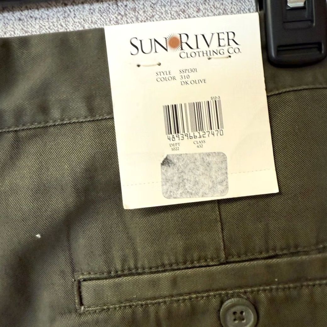 Olive Sun River Shorts Men 34 Flat Front Olive Green Size US 34 / EU 50 - 3 Thumbnail