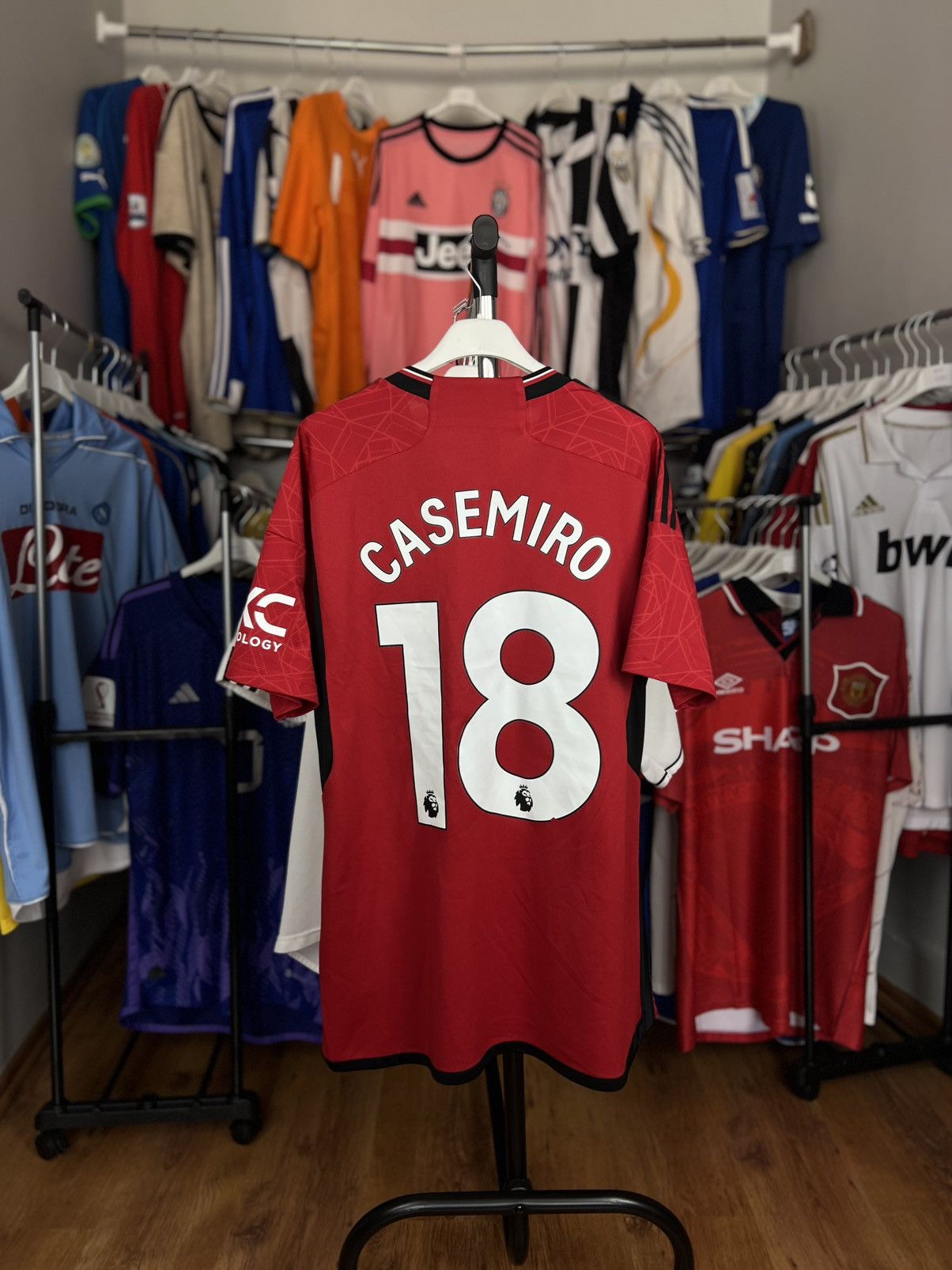 Adidas Soccer Jersey Adidas Manchester United 2023/24 Casemiro #18 Size US M / EU 48-50 / 2 - 1 Thumbnail