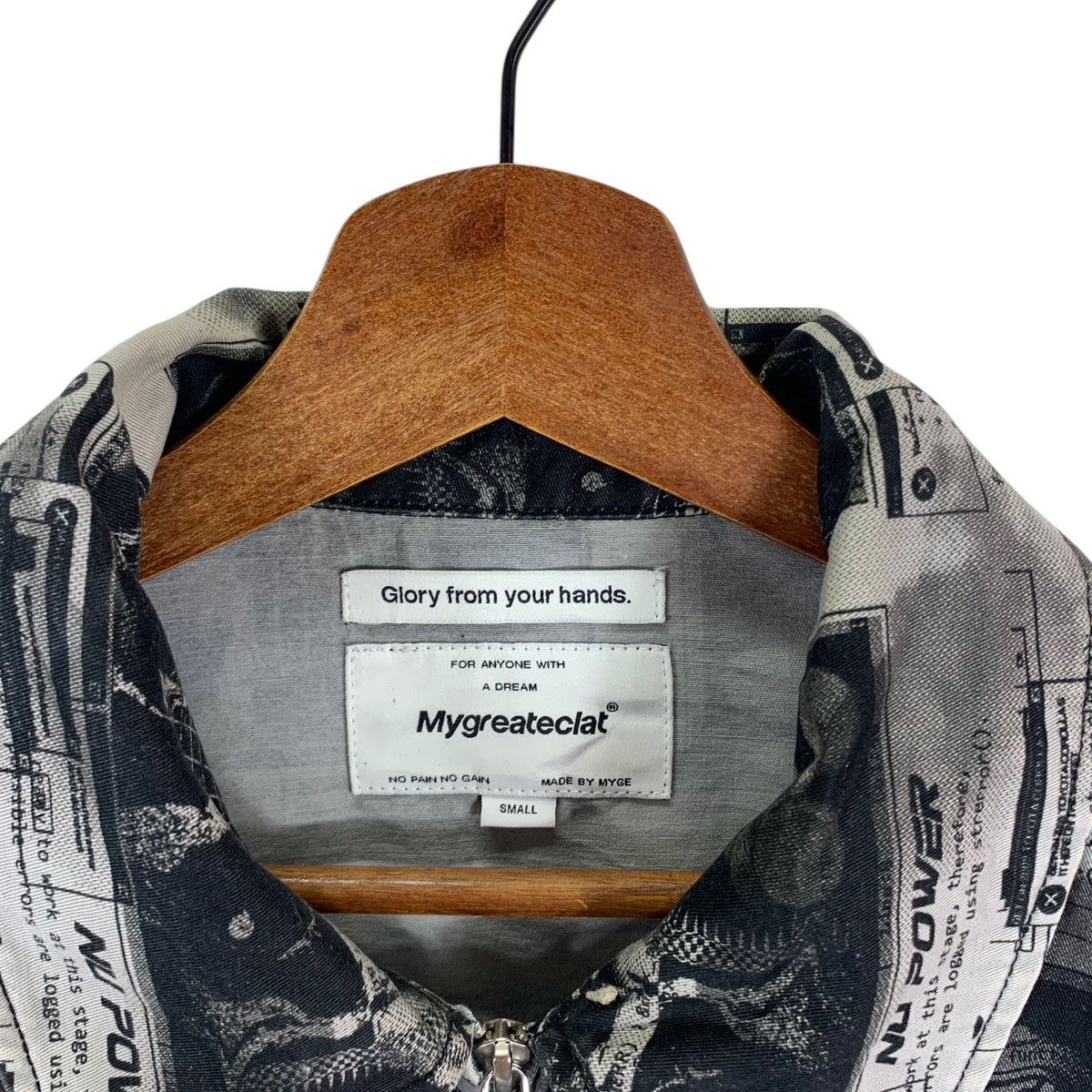 Vintage × Welcome Skateboards VINTAGE MYGREATECLAT SKATEBOARD FULL PRINTED JACKET Size US S / EU 44-46 / 1 - 5 Thumbnail