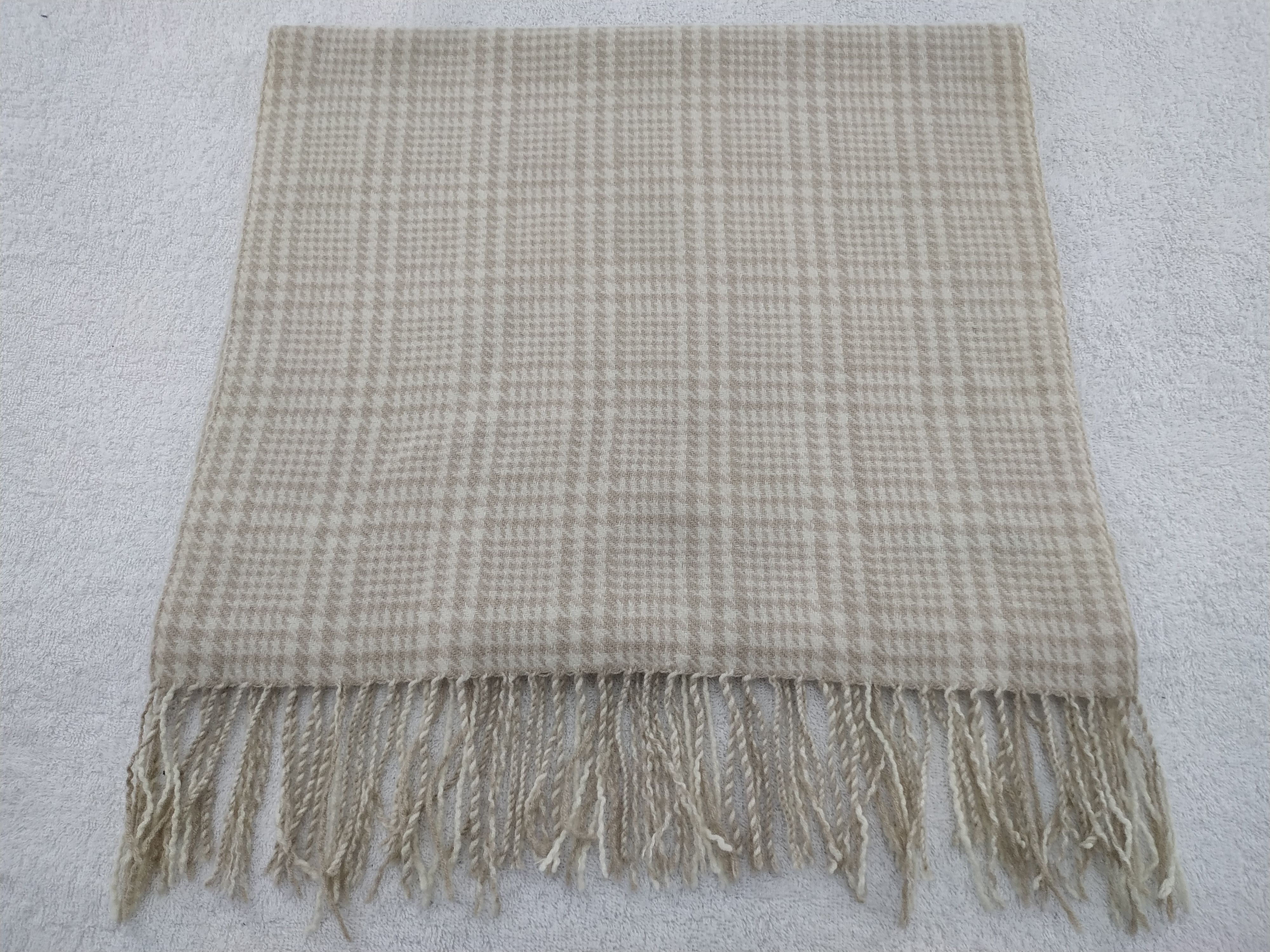 Aquascutum Vintage Aquascutum Scarf/Muffler/Neckwear MF435 Size ONE SIZE - 1 Thumbnail